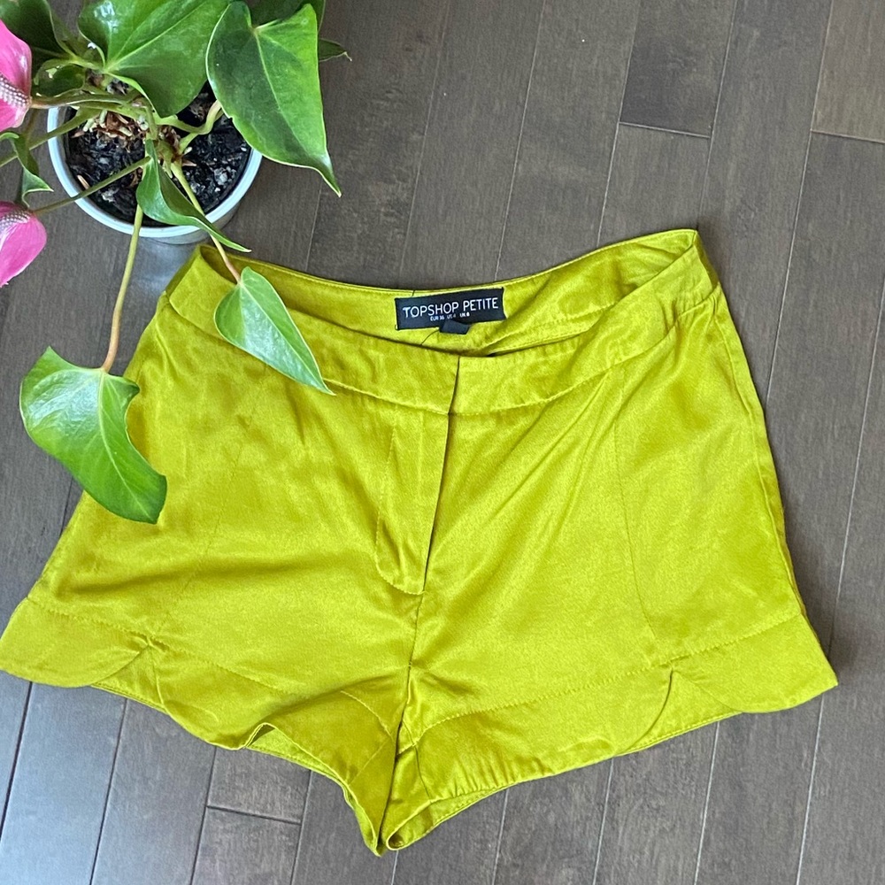 Bright, shiny, scalloped topshop shorts